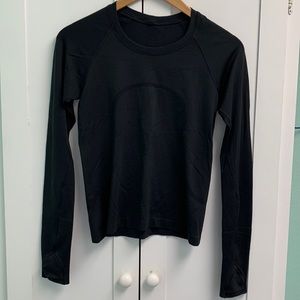 Lululemon long sleeve shirt
